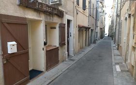 Le Mistral Location